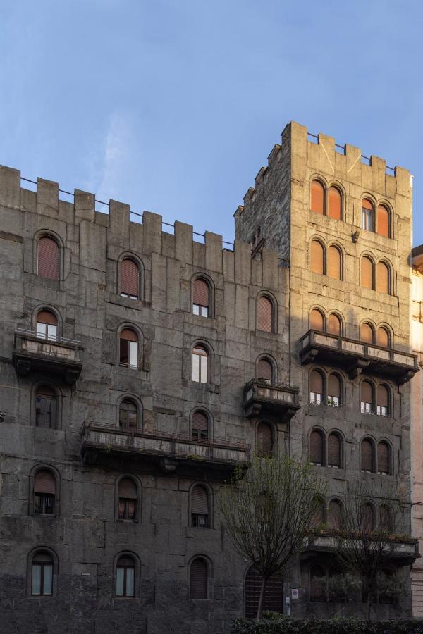 Interno Appartamento In Un Castello Storico In Centro Milano Eksteriør bilde